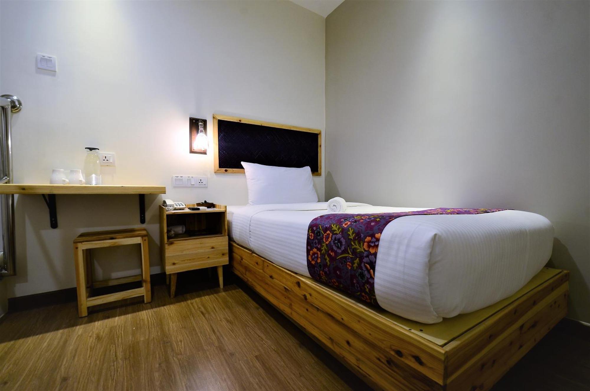 Artisan Eco Hotel Petaling Jaya Room photo